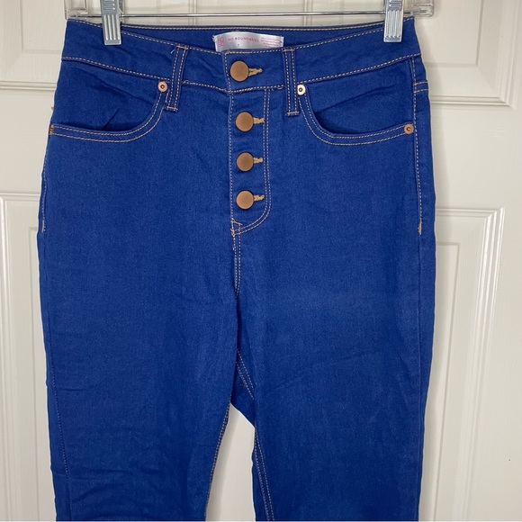 TRADED - Picture 1 of 8